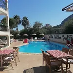 Leons Sun Village Hotel