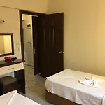 Leons Sun Village Hotel