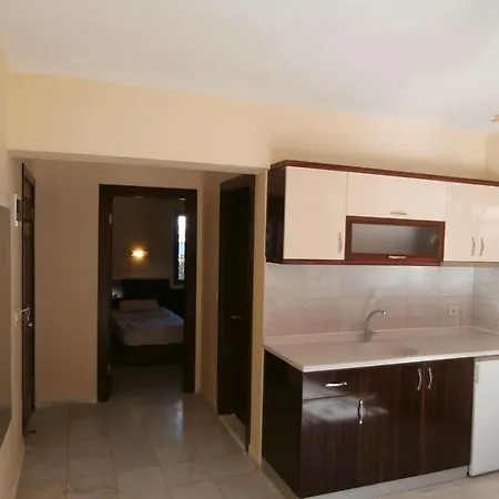 Leons Sun Village 4*