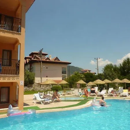 Szálloda Leons Sun Village 4*