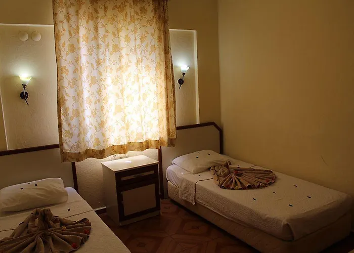 Leons Sun Village Ξενοδοχείο