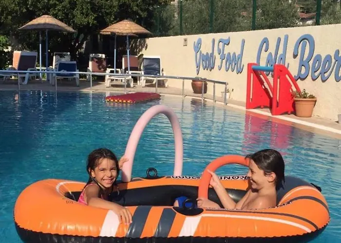 Ξενοδοχείο Leons Sun Village