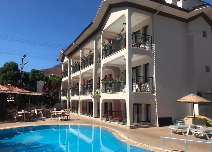 Leons Sun Village Hotell