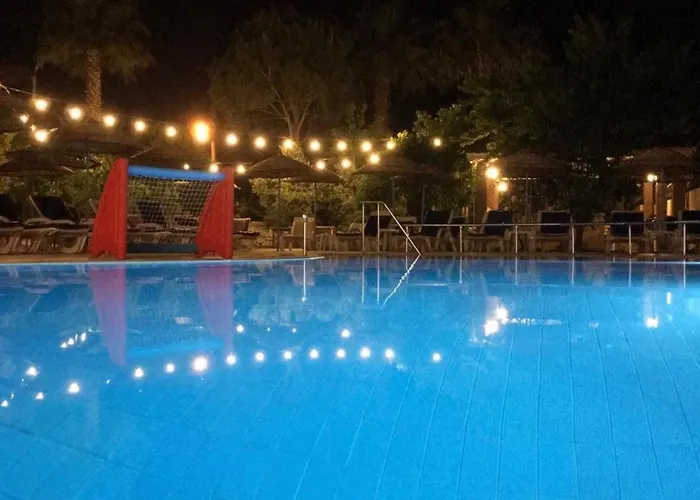 Leons Sun Village Ξενοδοχείο