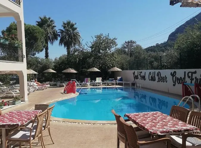 Leons Sun Village Hotell