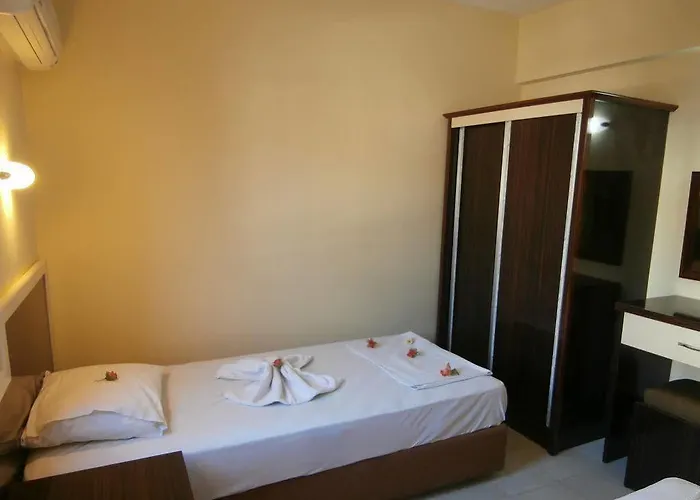 Leons Sun Village Ξενοδοχείο Μαρμαρίς