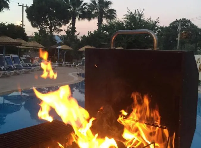 Otel Leons Sun Village